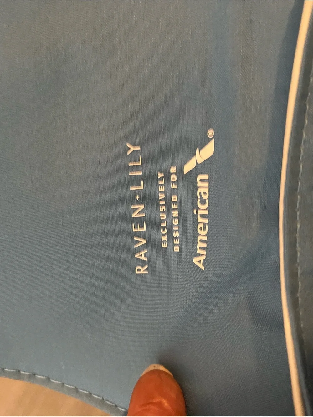 Raven + Lily compact travel